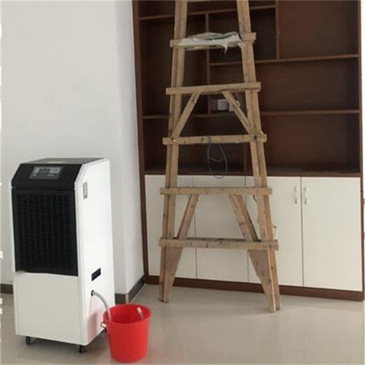 除濕機(jī)藍(lán)色燈閃爍怎么辦 除濕機(jī)藍(lán)色燈閃爍怎么辦