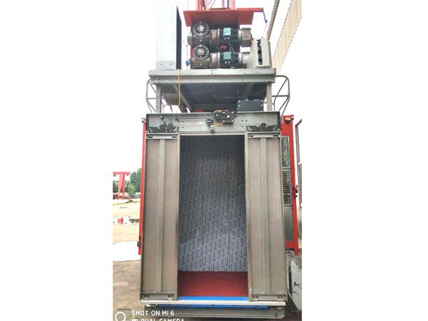 煙囪電梯、升降梯